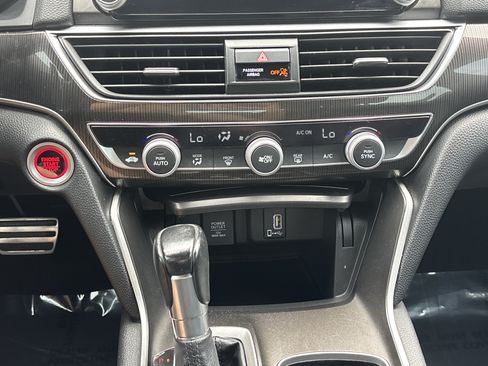 Used 2019 Honda Accord Sport image 19