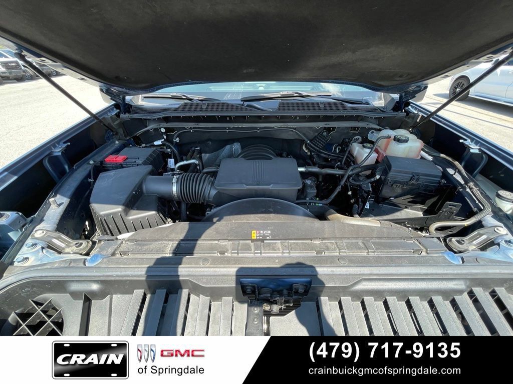 Used 2024 Chevrolet Silverado 2500 Custom w/ Custom Convenience Package AWD/4WD image 31