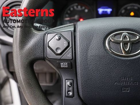 Used 2020 Toyota Tacoma SR RWD image 14
