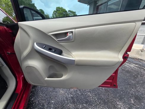 Used 2014 Toyota Prius Two FWD image 28