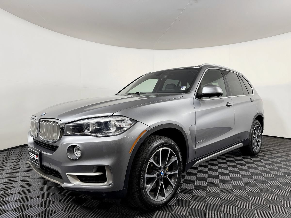 Used 2018 BMW X5 xDrive35i w/ Premium Package AWD/4WD image 2