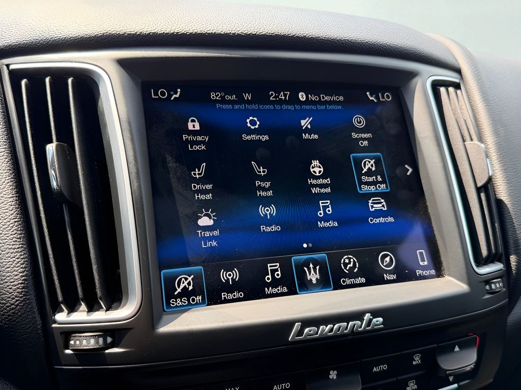 Used 2020 Maserati Levante AWD/4WD image 45