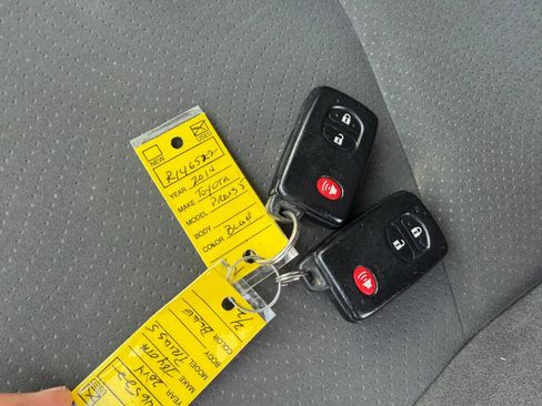 Used 2010 Toyota Prius FWD image 35