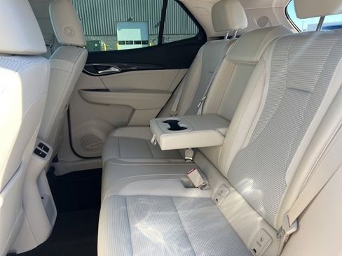 Used 2023 Buick Envision Preferred image 31