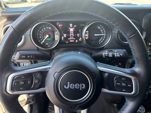 Used 2022 Jeep Wrangler Unlimited Rubicon 4xe w/ Cold Weather Group image 9