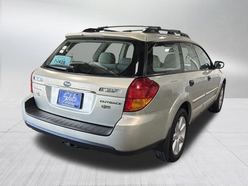 Used 2007 Subaru Outback 2.5i w/ Popular Equipment Group 2B AWD/4WD image 7