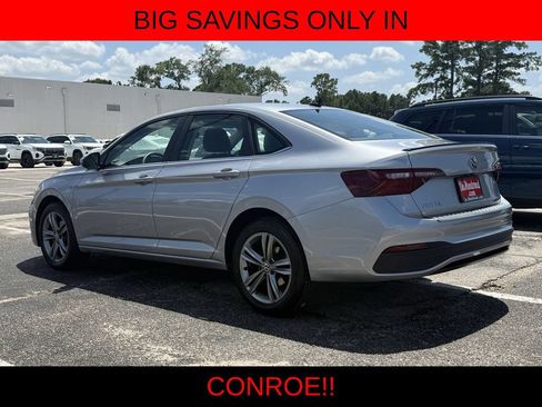 Used 2024 Volkswagen Jetta SE FWD image 7