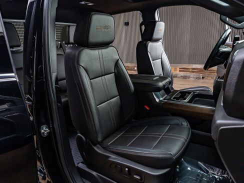 Used 2024 Chevrolet Silverado 2500 High Country w/ LPO, Dark Essentials Package image 31