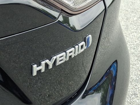 Used 2022 Toyota Corolla LE FWD image 33