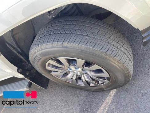 Used 2023 Toyota Tacoma Limited AWD/4WD image 18