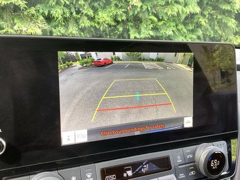 Certified 2024 Toyota Grand Highlander AWD image 14