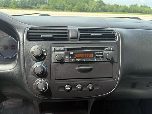 Used 2005 Honda Civic LX image 40