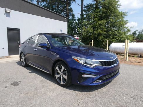 Used 2019 Kia Optima S w/ S Panoramic Sunroof Package FWD image 3