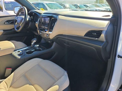 Used 2023 Chevrolet Traverse LS AWD/4WD image 20