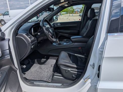 Used 2020 Jeep Grand Cherokee Limited AWD/4WD image 11