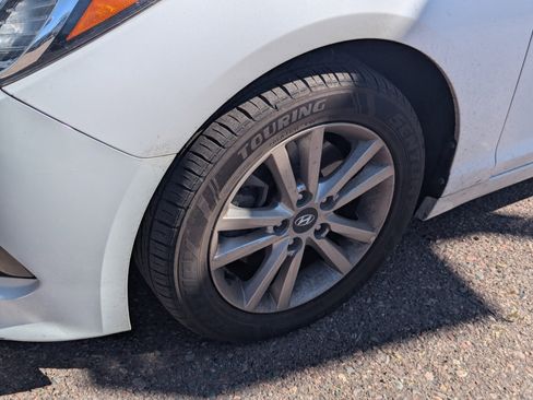 Used 2017 Hyundai Sonata SE w/ Cargo Package image 6