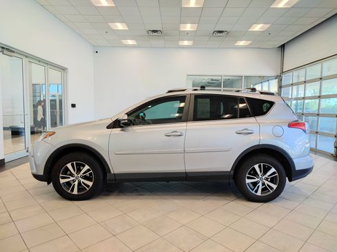 Used 2017 Toyota RAV4 XLE w/ Plus Special Value Package FWD image 6