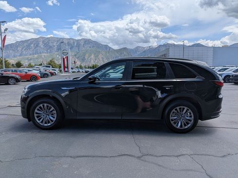 Used 2025 MAZDA CX-90 3.3 Turbo w/ Select Package AWD/4WD image 9