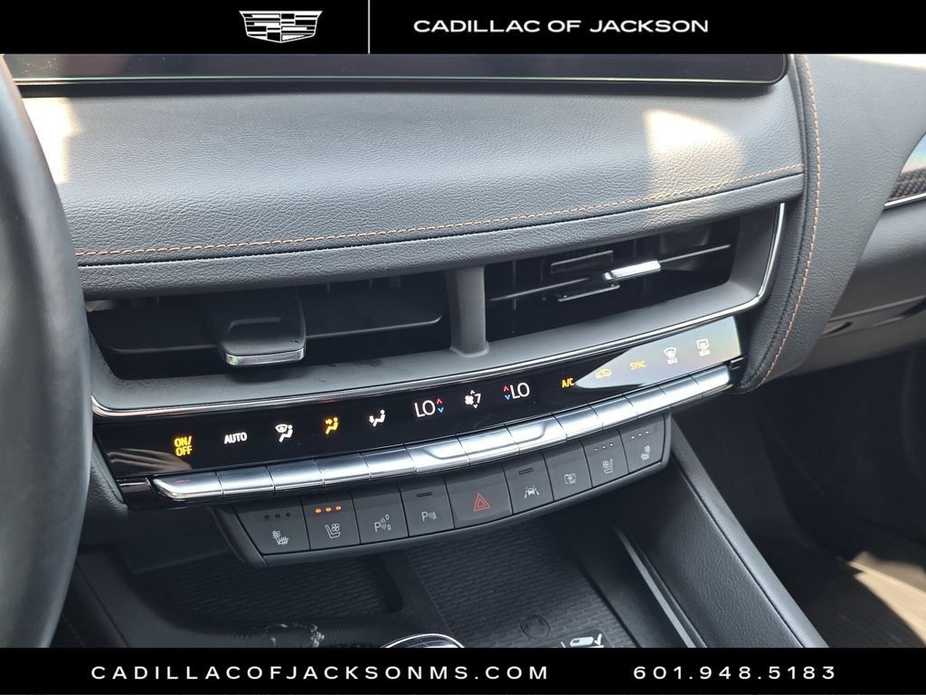 Certified 2025 Cadillac CT5 V w/ Technology Package RWD image 14