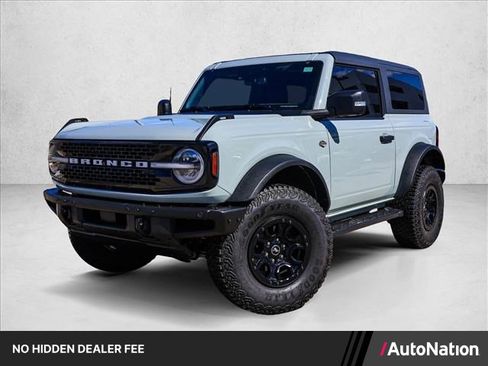 Used 2022 Ford Bronco Wildtrak AWD/4WD image 1