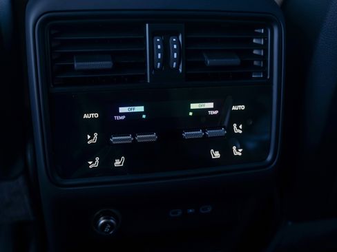 New 2026 Porsche Cayenne image 26