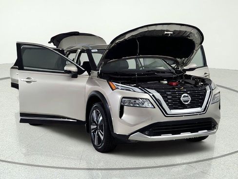 Used 2021 Nissan Rogue Platinum AWD/4WD image 9