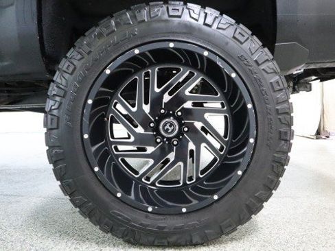 Used 2015 Chevrolet Silverado 1500 LT w/ Midnight Edition AWD/4WD image 22