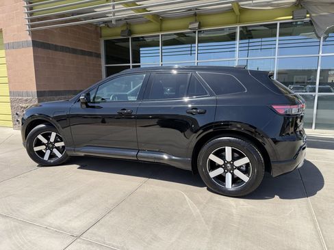 Used 2024 Honda Prologue Touring image 5