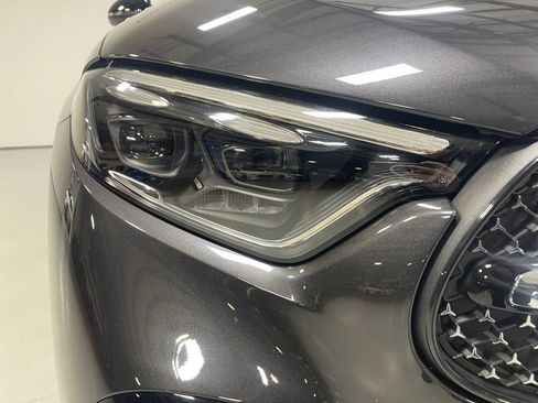 Used 2024 Mercedes-Benz GLC 300 4MATIC image 10