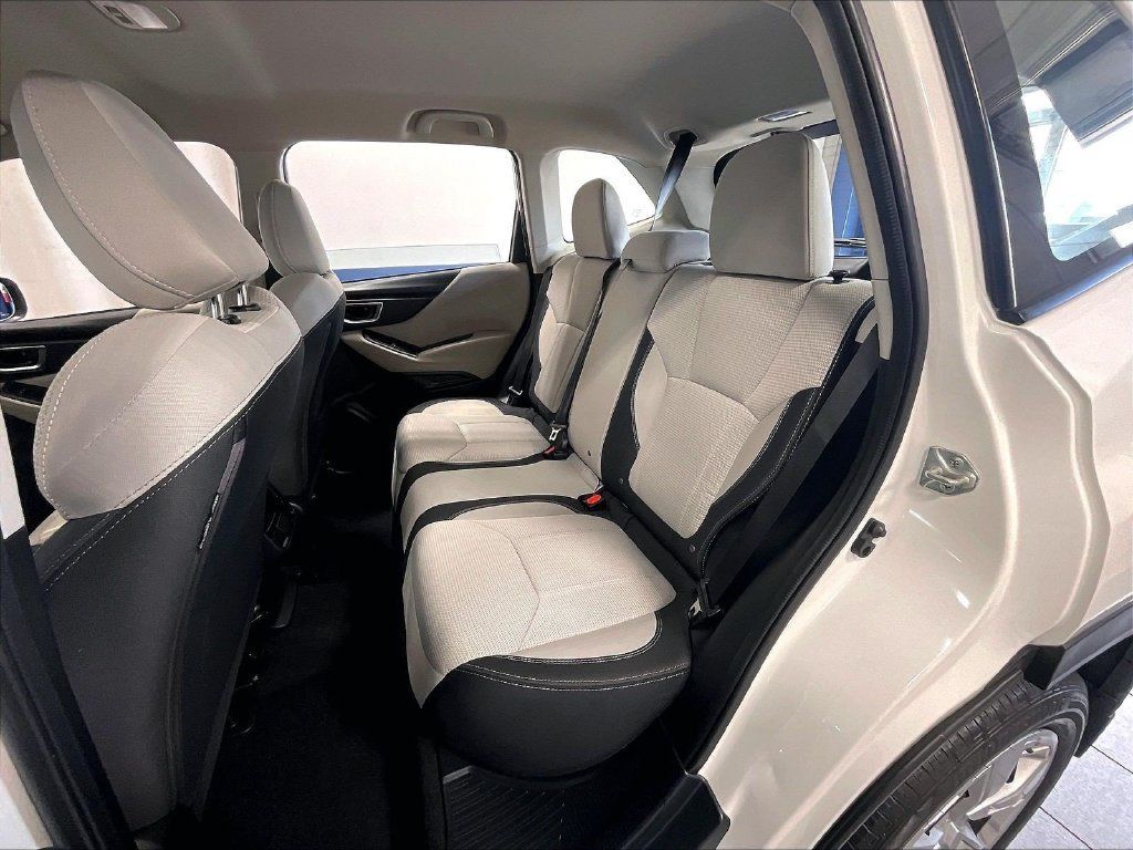 Used 2023 Subaru Forester AWD/4WD image 15
