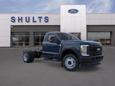 New 2025 Ford F550 XL image 7