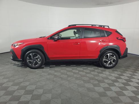 Used 2025 Subaru Crosstrek 2.0i Premium image 7