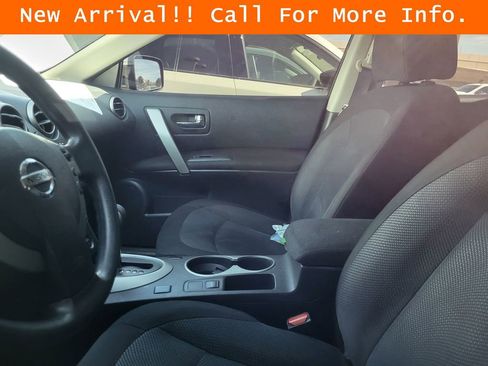 Used 2013 Nissan Rogue S AWD/4WD image 8