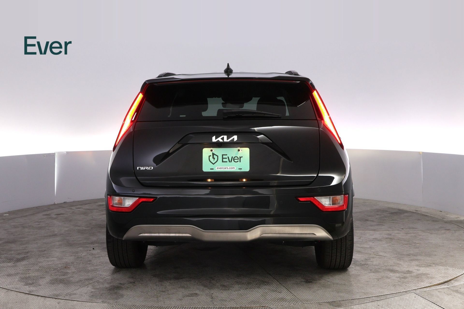 Used 2024 Kia Niro Wind w/ Wind Preserve Package FWD image 15