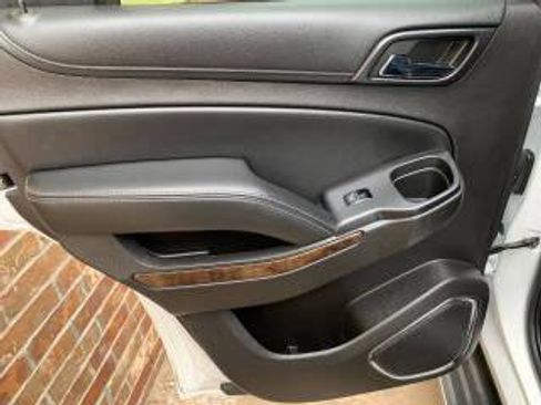 Used 2016 Chevrolet Tahoe LT image 22