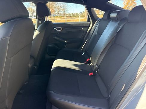 Used 2023 Honda Civic Sport image 26