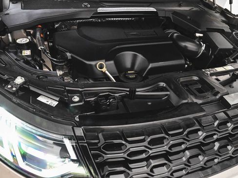 Used 2023 Land Rover Discovery Sport S image 37