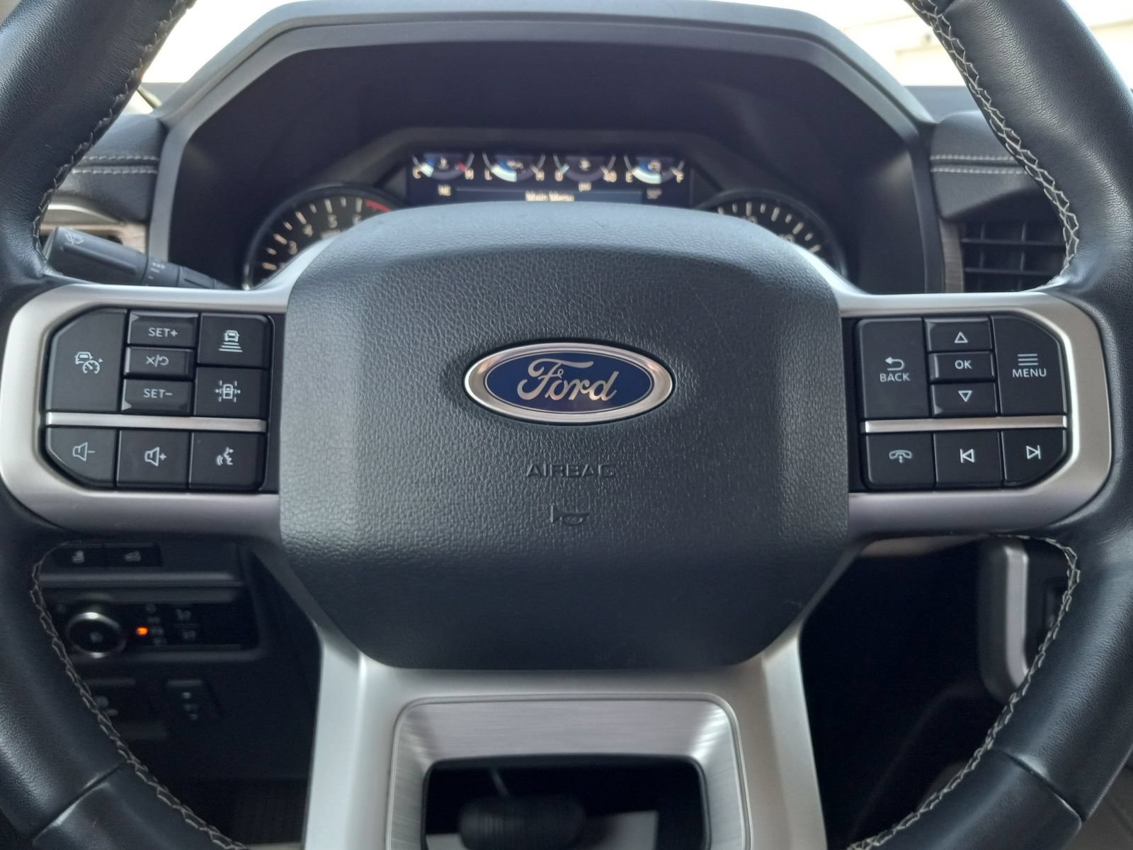 Used 2024 Ford Expedition Limited AWD/4WD image 21