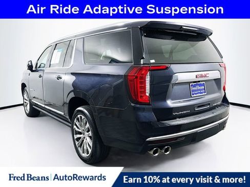 Used 2023 GMC Yukon XL Denali AWD/4WD image 6