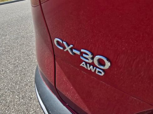 Used 2023 MAZDA CX-30 AWD 2.5 S w/ Premium Package image 10