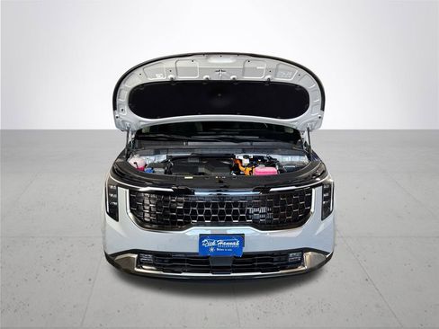 New 2026 Kia Carnival SX image 22