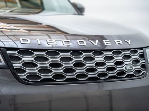 Used 2024 Land Rover Discovery Metropolitan Edition AWD/4WD image 13