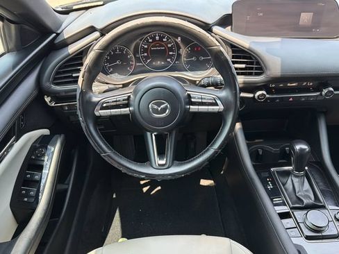 Used 2021 MAZDA MAZDA3 s FWD image 14