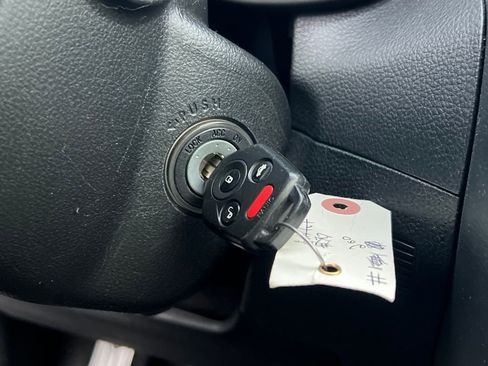 Used 2015 Subaru Forester 2.5i w/ Alloy Wheel Package image 24