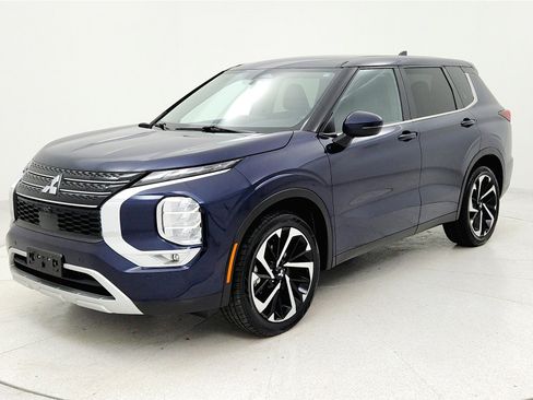 Used 2024 Mitsubishi Outlander FWD image 8