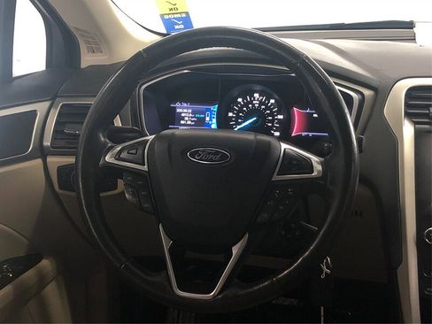 Used 2013 Ford Fusion SE image 14