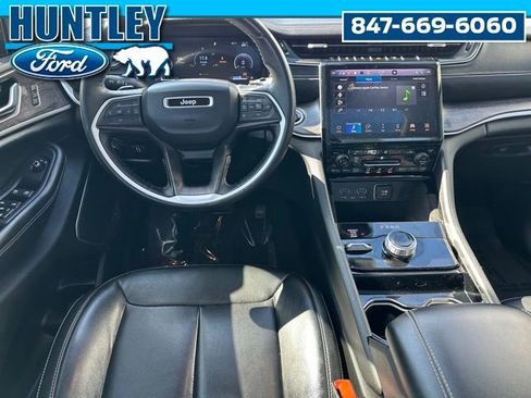 Used 2022 Jeep Grand Cherokee L Limited image 18