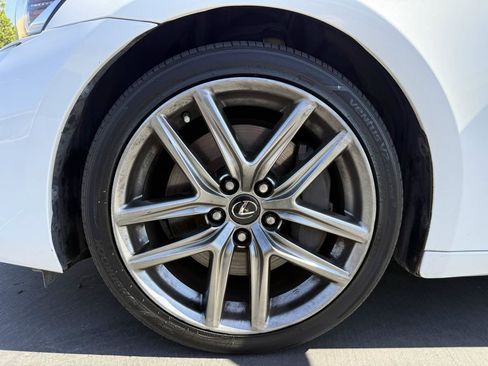 Used 2018 Lexus IS 300 F Sport RWD image 9