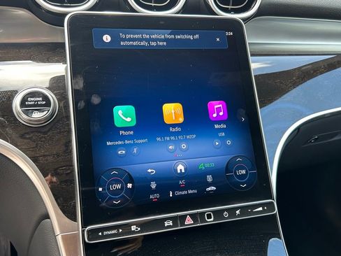 Used 2025 Mercedes-Benz GLC 300 4MATIC image 22