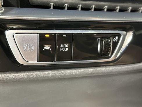 Used 2024 Cadillac Lyriq Luxury RWD image 20